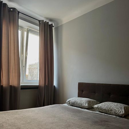 K22 Andersa 12 M Ratusz Arsenal Apartment Warsawa Bagian luar foto